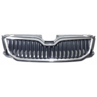 Решетка радиатора бампера skoda октавия iii 2013 - 5e0