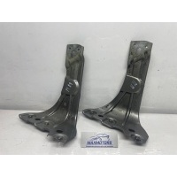 Кронштейн крыла Volkswagen Passat CC 2010 3C8821142