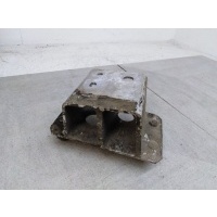Кронштейн усилителя заднего бампера Toyota RAV 4 3 XA30 2005-2013 5832342010