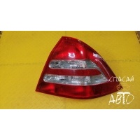 Фонарь задний Mercedes-Benz W203 С-klasse 2000-2007 A 203 820 02 64