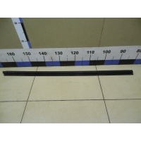 Накладка стекла заднего правого TOYOTA Auris (E15) 2006-2012 6817112330