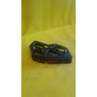 Крепление бампера Volkswagen Polo 9N 6Q0807183