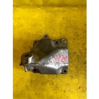 Кронштейн Mercedes-Benz E-Class W211 2722230904