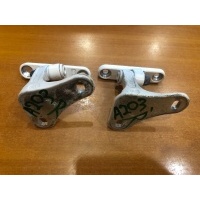 Петля двери Mercedes-Benz C-Class W203 A2037200237