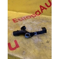 Патрубок системы охлаждения Mercedes-Benz C-Class W203 2712001352