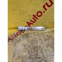 Накладка порога Mercedes-Benz C-Class W204 2046800235