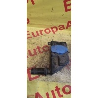 Горловина бачка омывателя Audi A4 8K2 2011 8T2955463B