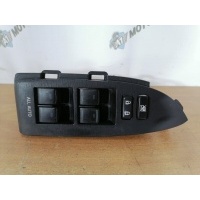 Блок управления стеклоподъемниками Toyota Prius ZVW30 2010 8404033080