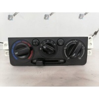 блок управления климат-контролем Mazda Demio DW3W 2001 D26761190C