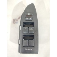Блок управления стеклоподъемниками Toyota Prius ZVW30 2010 84040-33080