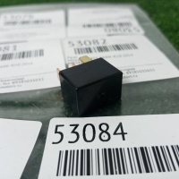 реле Mitsubishi ASX GA4W 2014 MR588567