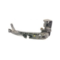 крепление фары (кронштейн фары) правой Audi A3 8P/8PA 2009 8P0805608