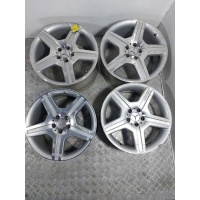 диск литой AMG , ОРИГИНАЛ , КОМПЛЕКТ , 4шт , РАЗНОШИРОКИЕ , 9.5x19H2 , 8.5x19H2 , GERMANY - ITALY , ЕСТЬ ЦАРАПИНЫ , БОРДЮРКА / НА 1 ДИСКЕ МНОГО / , ПОД ВОССТАНОВЛЕНИЕ. R19 ″ , ширина обода: 9.5 ″