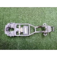 кронштейн ручки VW Touareg 2002-2010 7l0837885e