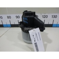 Моторчик отопителя Renault Duster 2012 272107379R