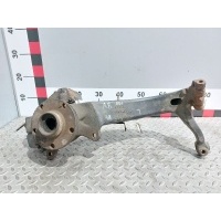 Кулак поворотный левый Audi A8 1998 4d0407257l
