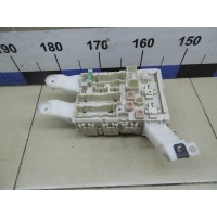 Блок предохранителей TOYOTA Auris (E15) 2006-2012 8273012510