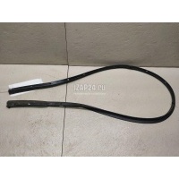 Уплотнитель двери Renault Kaptur 2016 828313542R