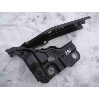 Петля капота Audi Q3 2021 83A823301