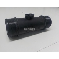 Патрубок интеркулера VAG Touareg 2018 4M0145683B