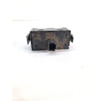 Кнопка аварийной сигнализации Renault Master 2013 E3160101