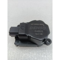 Сервопривод заслонок печки Land Rover Discovery 3 L319 2006 MF1139300680