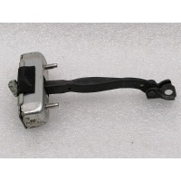 ограничитель двери Toyota Camry XV50 55 2015 6863033092