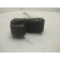Кнопка стеклоподъемника заднего правого 2009-2013 2009 BCD166380A