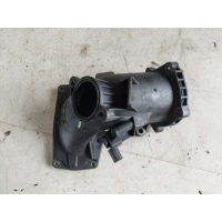 Патрубок впускного коллектора Mercedes Sprinter W906 2010 A6510900028