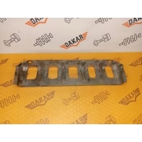 кронштейн топливной рампы Nissan X-Trail T30 2006 14017WE010