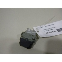 Кнопка стеклоподъемника Renault Megane II (2003 - 2009) 8200414962