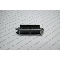 Дефлектор торпеды центральный Land Rover Range Rover 30DDTX L405 2012 LR070448