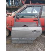 Дверь задняя левая Volkswagen Passat B3 универсал 357833051A