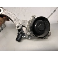 водяная помпа BMW X1 2018 8601366