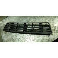 Заглушка (решетка) в бампер передний Audi A6 C5 (S6,RS6) 2000 4b0807683f