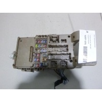 Блок предохранителей Toyota Corolla E12 (2001 - 2007) 8273002040