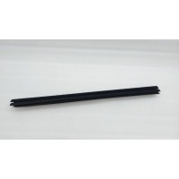Уплотнитель стекла двери Toyota Camry 70 2021 6817333101, 68173-33100