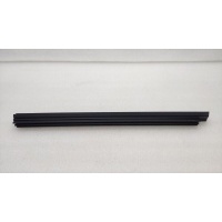 Уплотнитель стекла двери Toyota Camry 70 2021 6817433101, 68174-33100