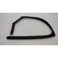 Уплотнитель стекла двери Kia K5 DL3 2021 83540L2000
