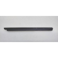 Уплотнитель стекла двери Toyota Camry 70 2021 6817333101, 68173-33100