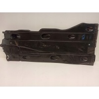 Крышка шасси правый гольф vii 5q0825202l