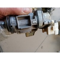 Замок зажигания Toyota Hiace TRH200V, KDH225K, TRH213L, TRH211K, KDH222B, KDH223L, KDH211K, GDH221K, KDH221K, KLH18, LXH12, GDH211K, KDH201K, KDH201V, RCH13, TRH224W, TRH200K, GDH206V, KLH28, KDH205V,