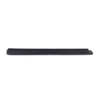 Уплотнитель стекла двери Toyota Camry 70 2019 6817333101, 68173-33100