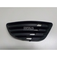 Решетка в бампер правая Ford Fiesta (2001 - 2008) 1151484