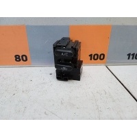 Блок кнопок Toyota Matrix E130, ZZE130, ZZE131 2003 8497002010