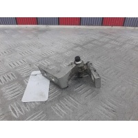 Петля двери передней левой Volkswagen Golf 4 (-) 2000 ,1J0831401E