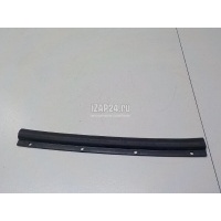 Уплотнитель капота VAG Superb (2008 - 2015) 3T0823735
