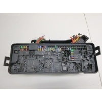 Блок предохранителей Land Rover Range Rover IV 2013 LR112923