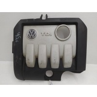 Декоративная крышка двигателя Volkswagen Passat B6 2005 03G103925