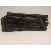 Крышка шасси правый audi a3 8v 5q7825202b